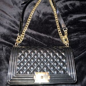 Black and gold bag